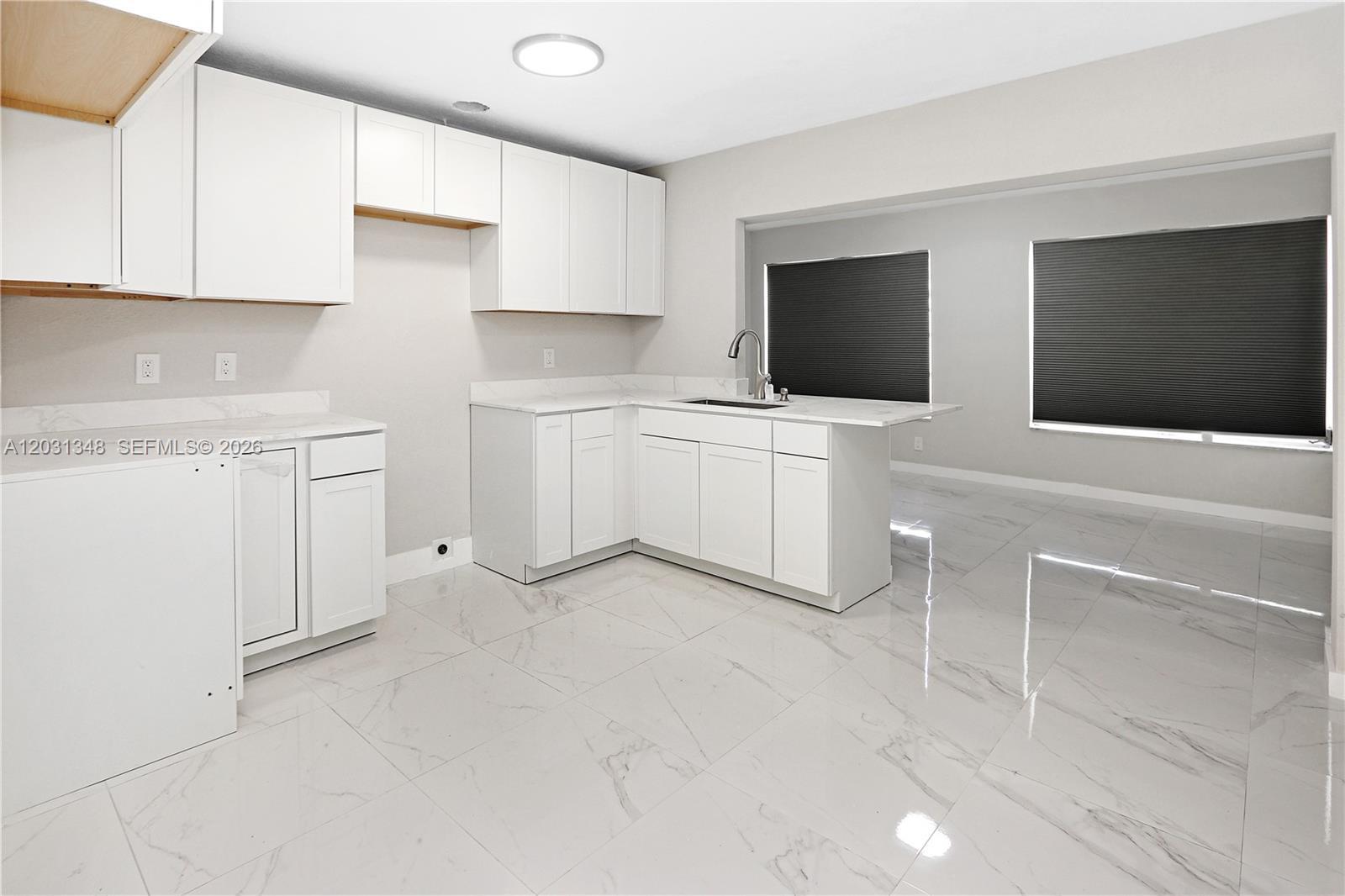 2700 NW 52nd Ct, Tamarac FL 33309 photo 5