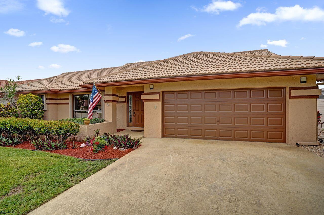6063 Sunberry Circle, Boynton Beach FL 33437 photo 3