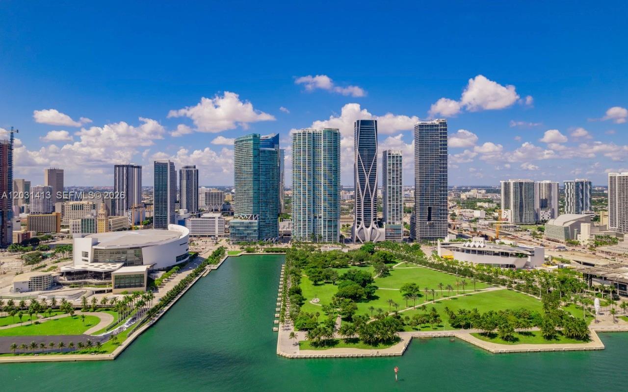900 Biscayne Blvd # 2101, Miami FL 33132