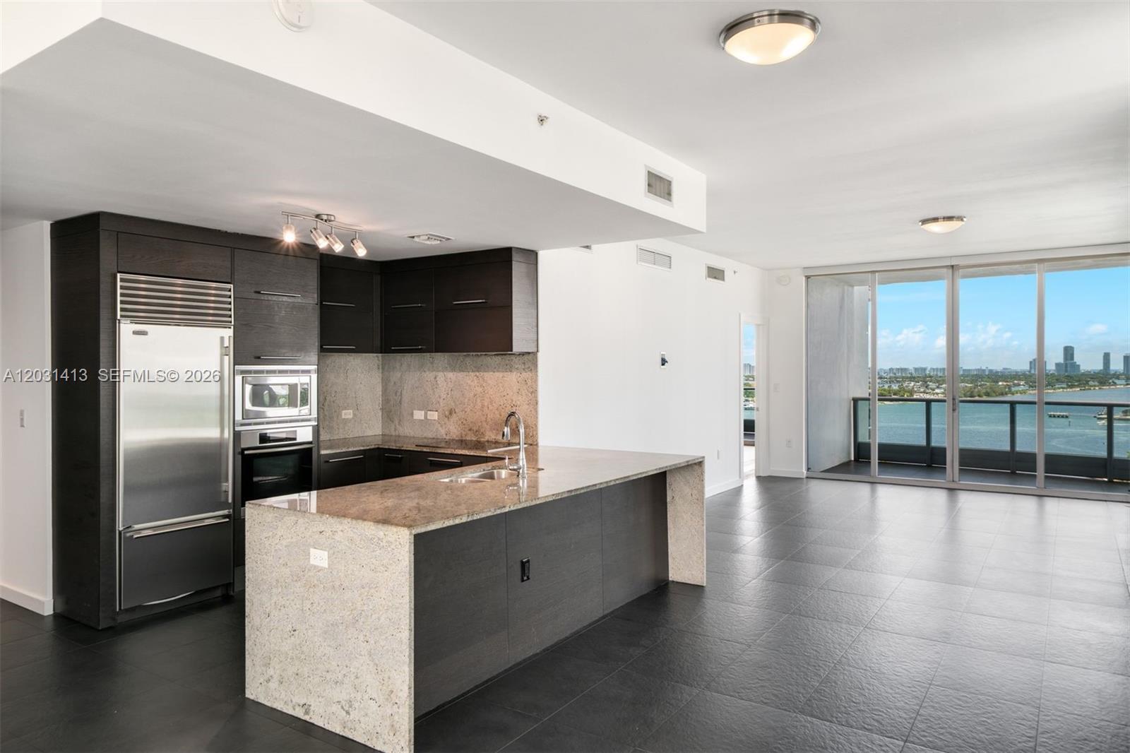 900 Biscayne Blvd # 2101, Miami FL 33132 photo 4