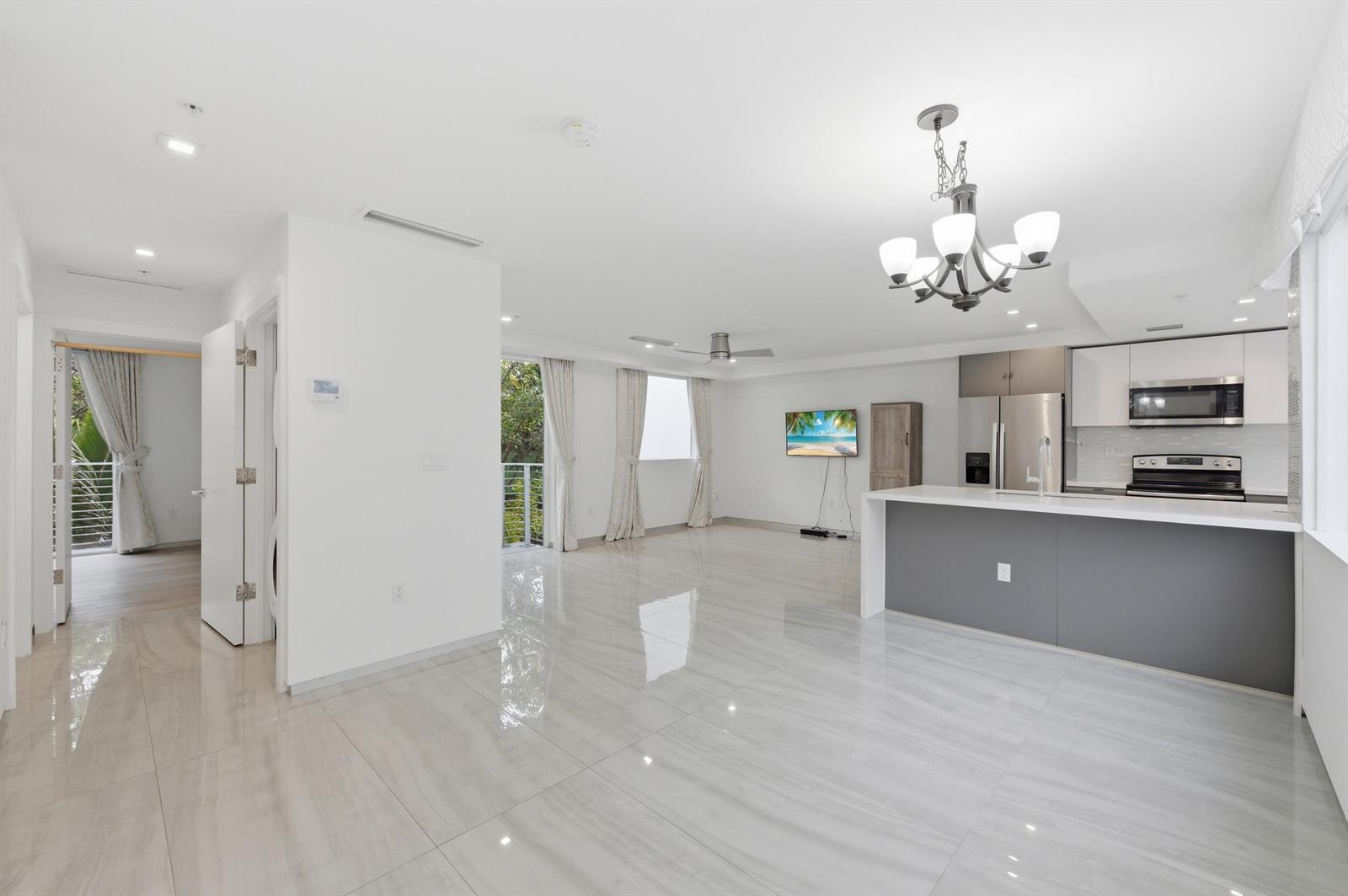 714 NE 14th Avenue # 102, Fort Lauderdale FL 33304 photo 4