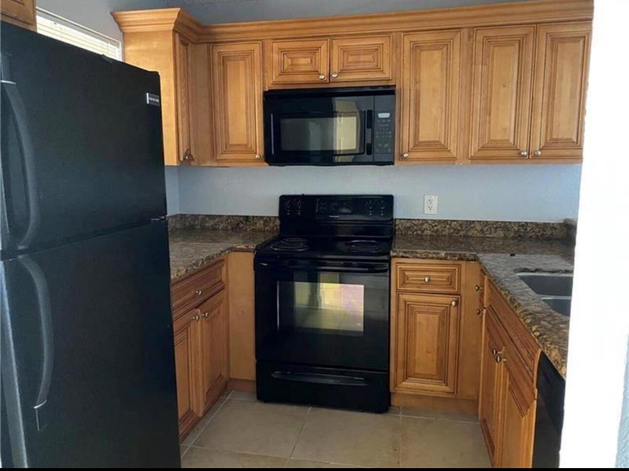1455 Lake Crystal Drive # H, West Palm Beach FL 33411 photo 3