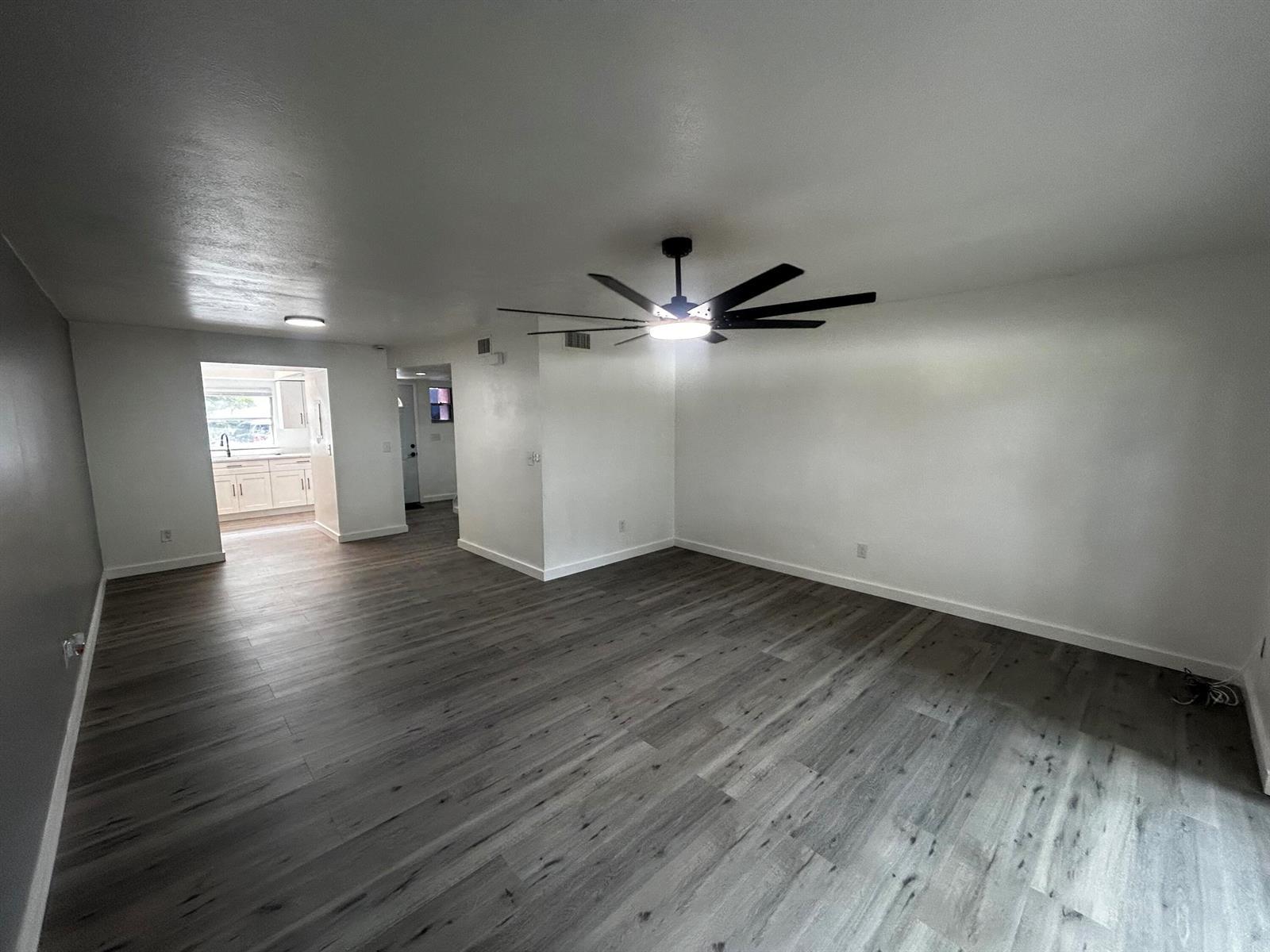 1904 Havana Avenue # 16, Fort Pierce FL 34950 photo 3