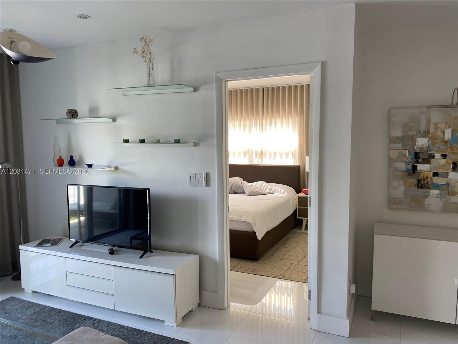 1540 Meridian Ave # 4K, Miami Beach FL 33139 photo 4