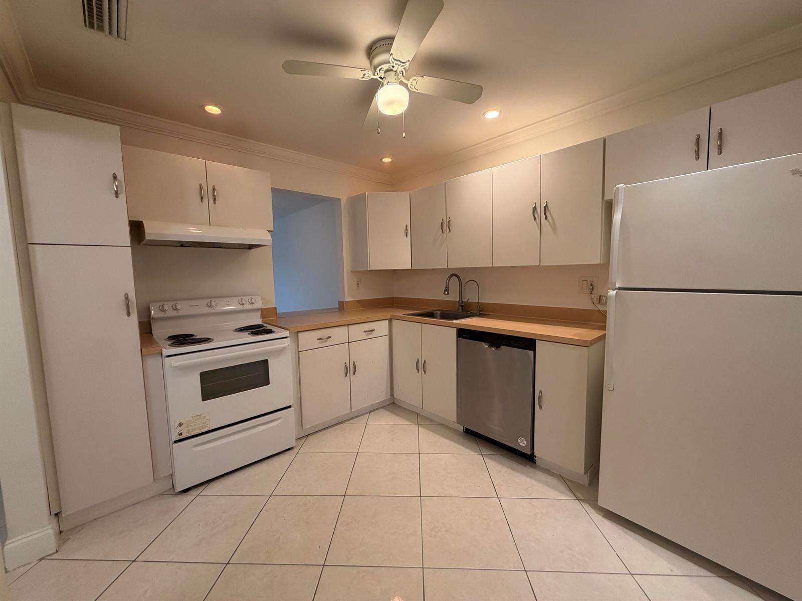 8141 SW 24th Court # 106, Davie FL 33324 photo 3