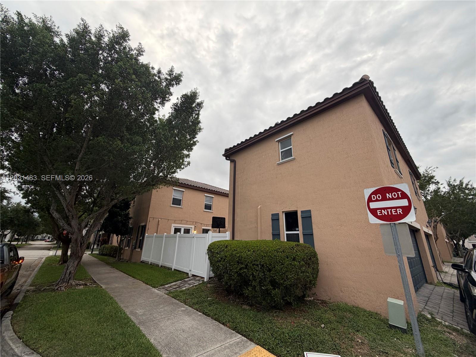 9411 SW 171st Ave, Miami FL 33196 photo 3
