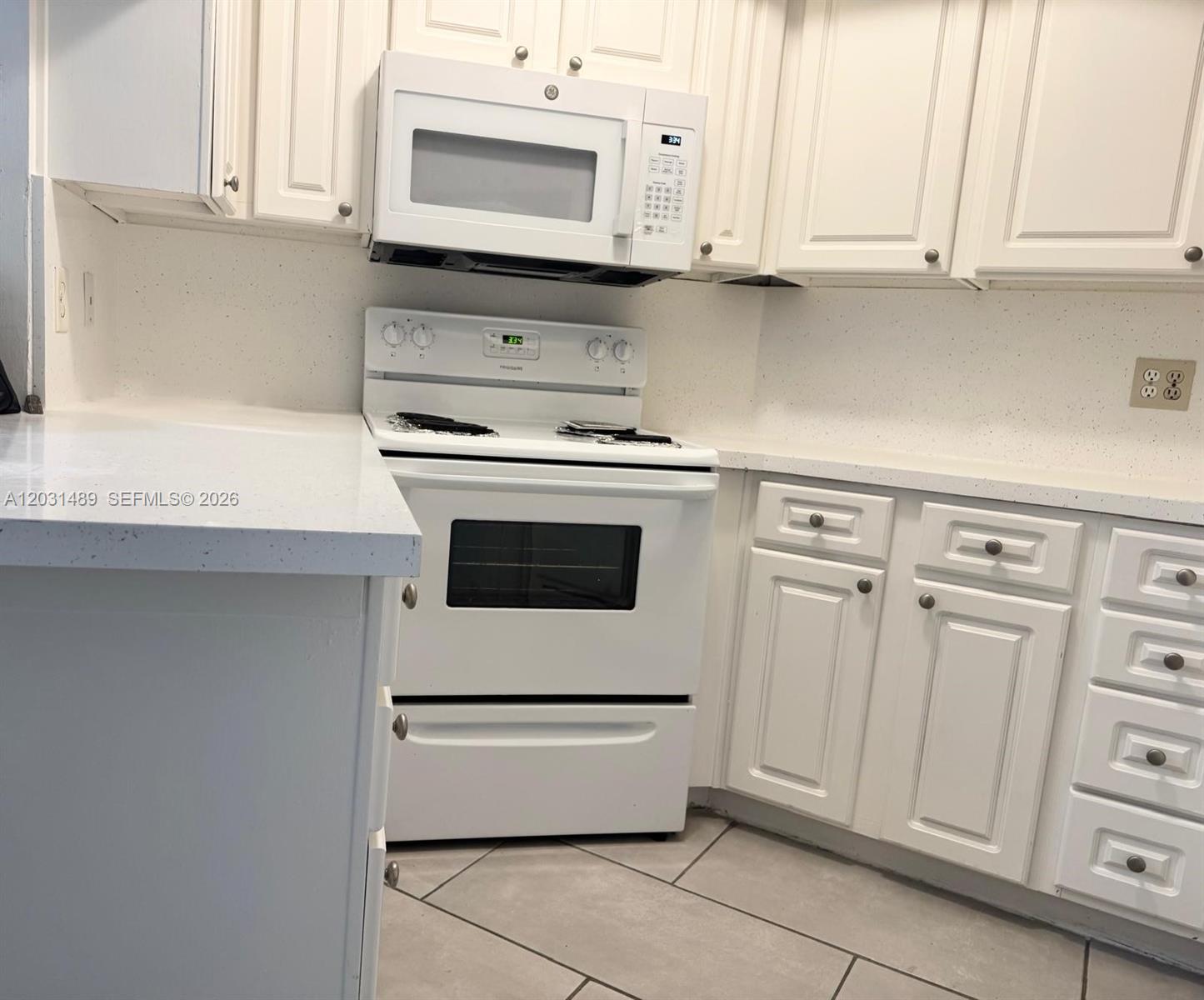 8333 Lake Dr # 102, Doral FL 33166 photo 3