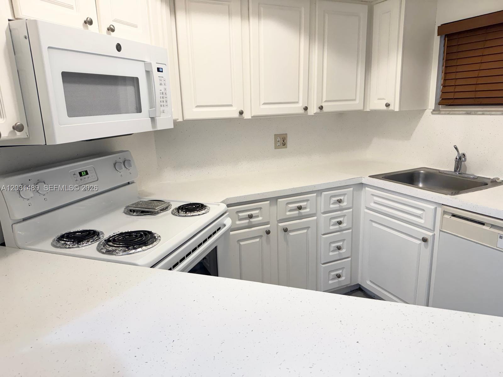 8333 Lake Dr # 102, Doral FL 33166 photo 4