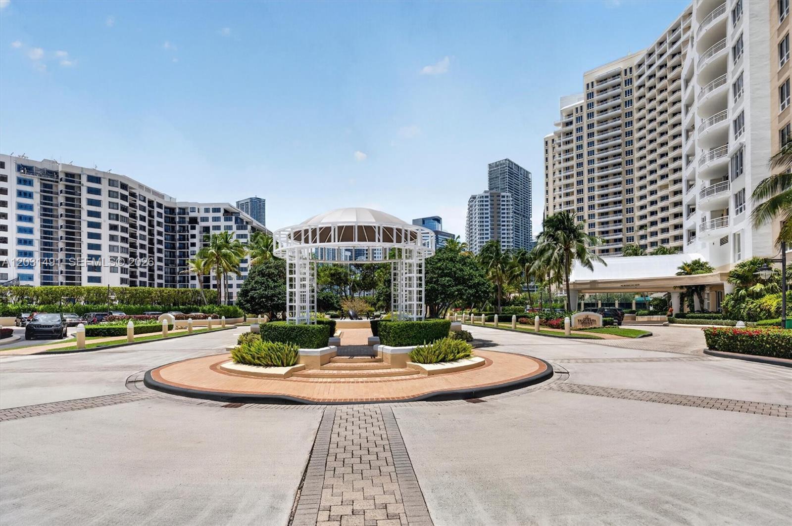 848 Brickell Key Dr # 3402, Miami FL 33131 photo 3