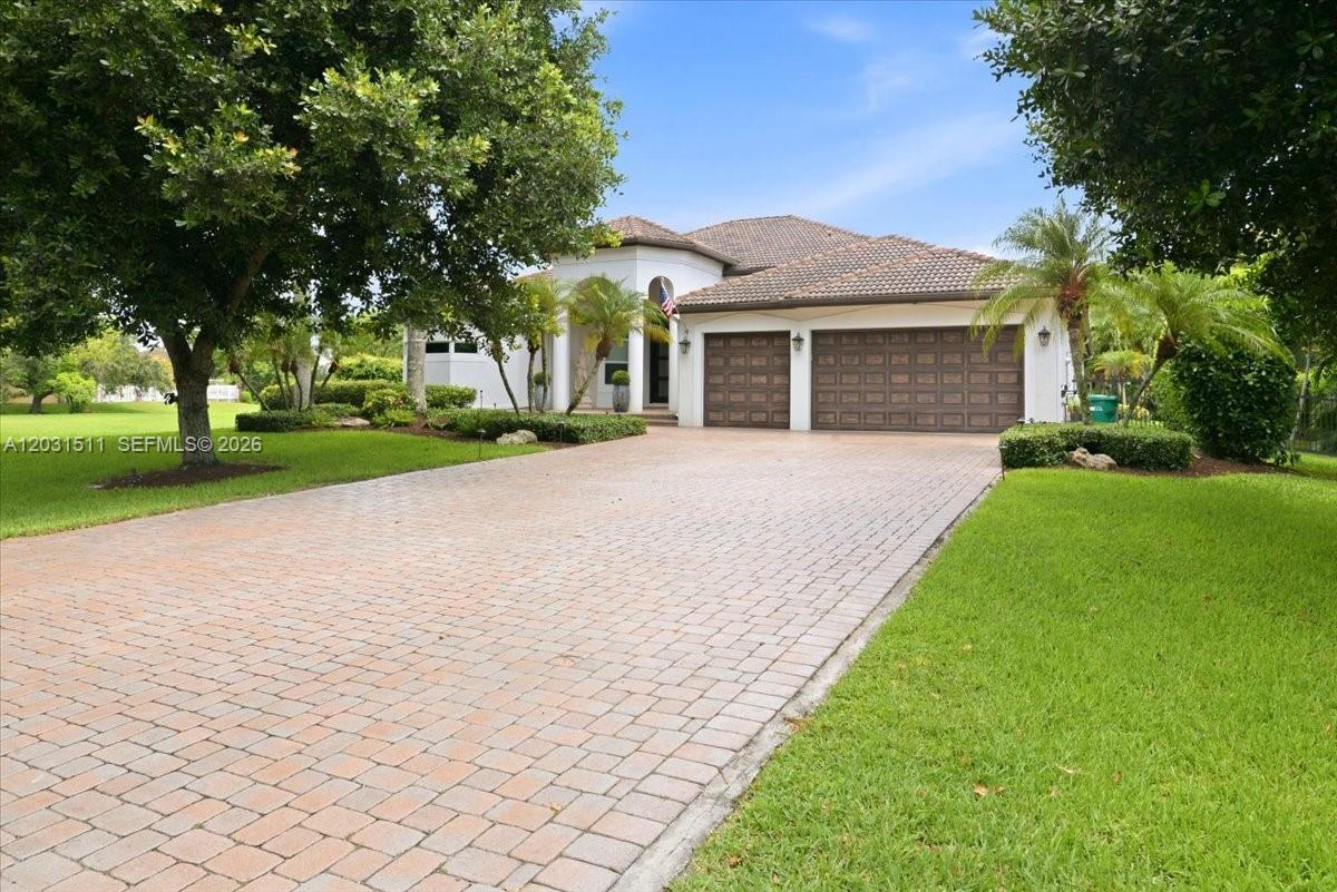 12160 NW 18th St, Plantation FL 33323 photo 2