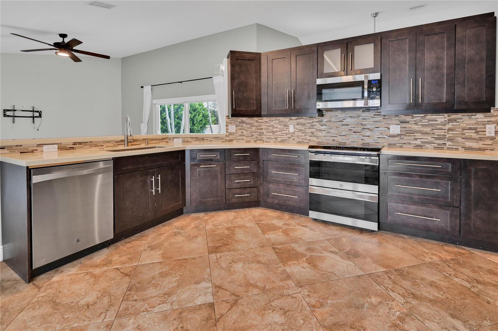 8949 NW 45th Court, Coral Springs FL 33065 photo 4
