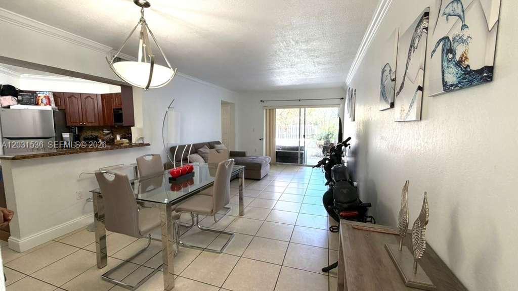 9711 Fontainebleau Blvd # D105, Miami FL 33172 photo 3