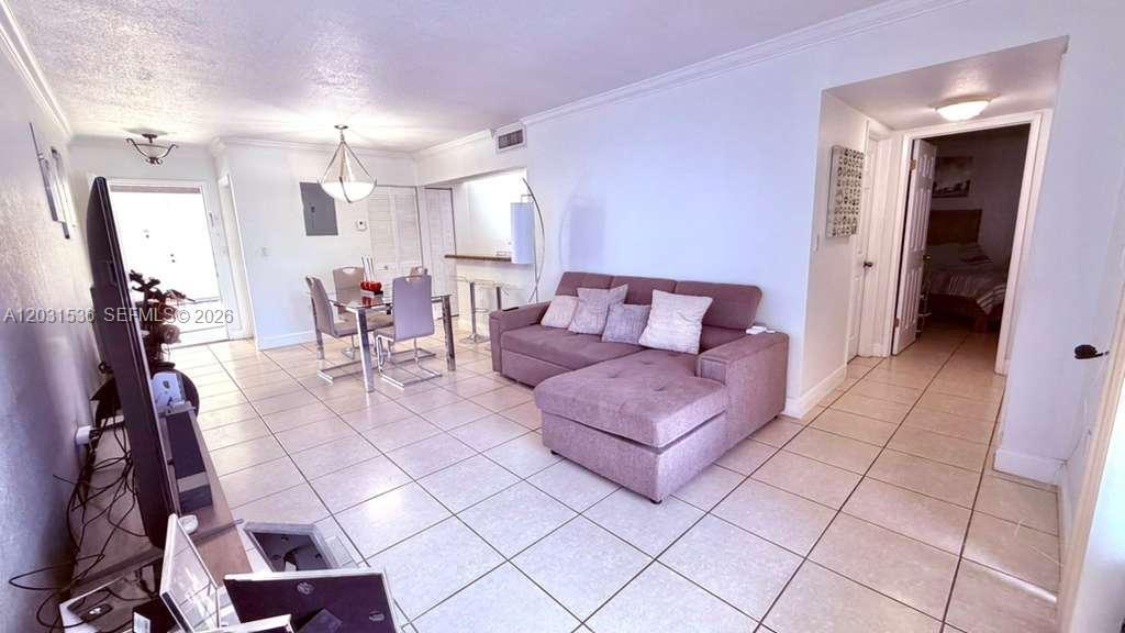 9711 Fontainebleau Blvd # D105, Miami FL 33172 photo 5