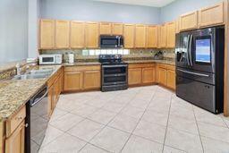 1075 Grove Park Circle, Boynton Beach FL 33436 photo 3
