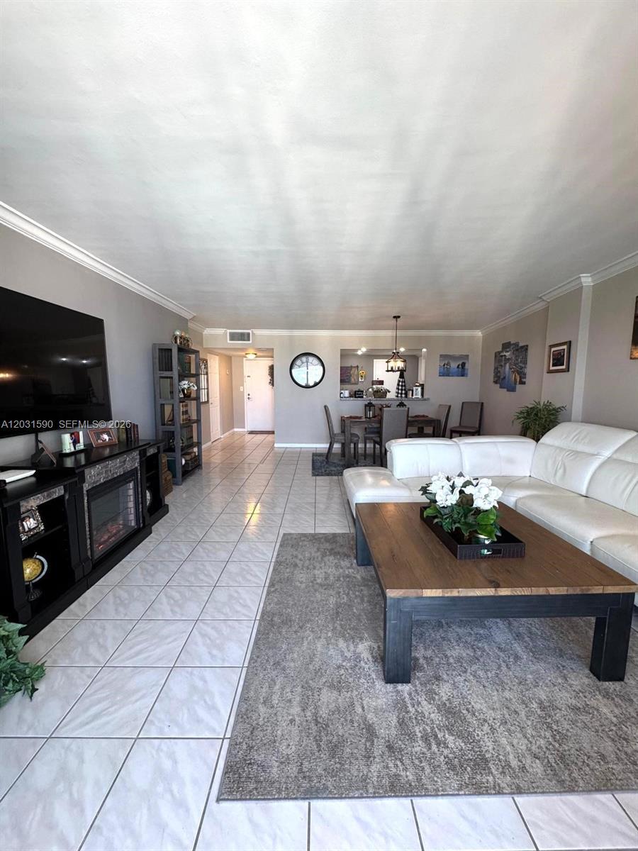 3800 S Ocean Dr, Hollywood FL 33019 photo 5