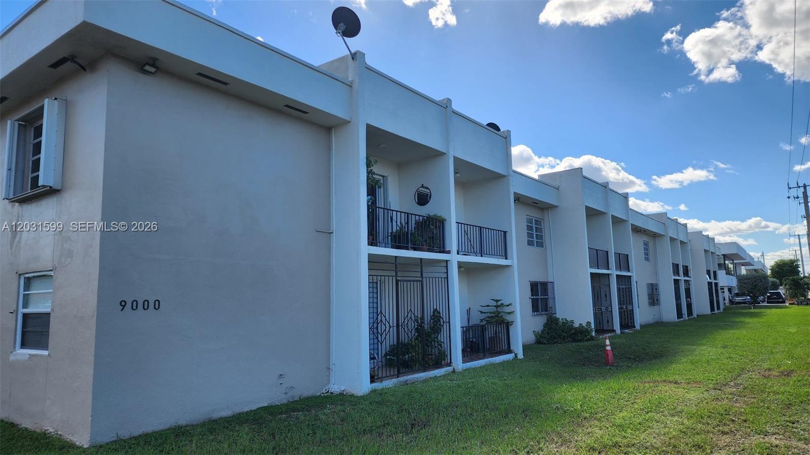 9000 SW 24th St # 217A, Miami FL 33165