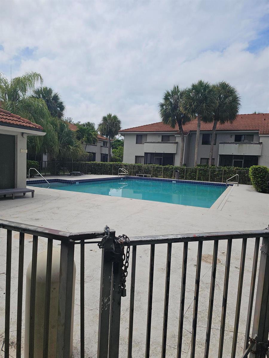 8455 Coral Lake Way # 8455, Coral Springs FL 33065 photo 4