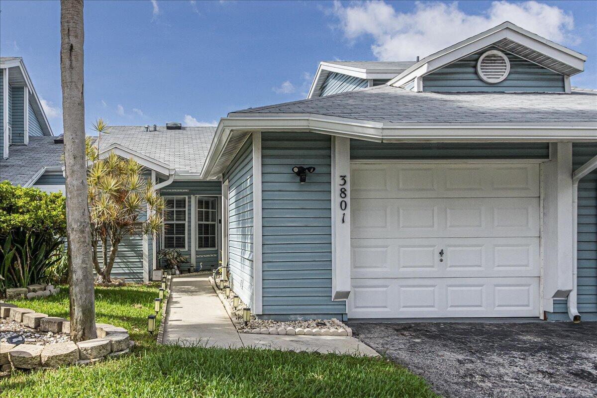 3801 Island Club Circle E, Lake Worth FL 33462 photo 3
