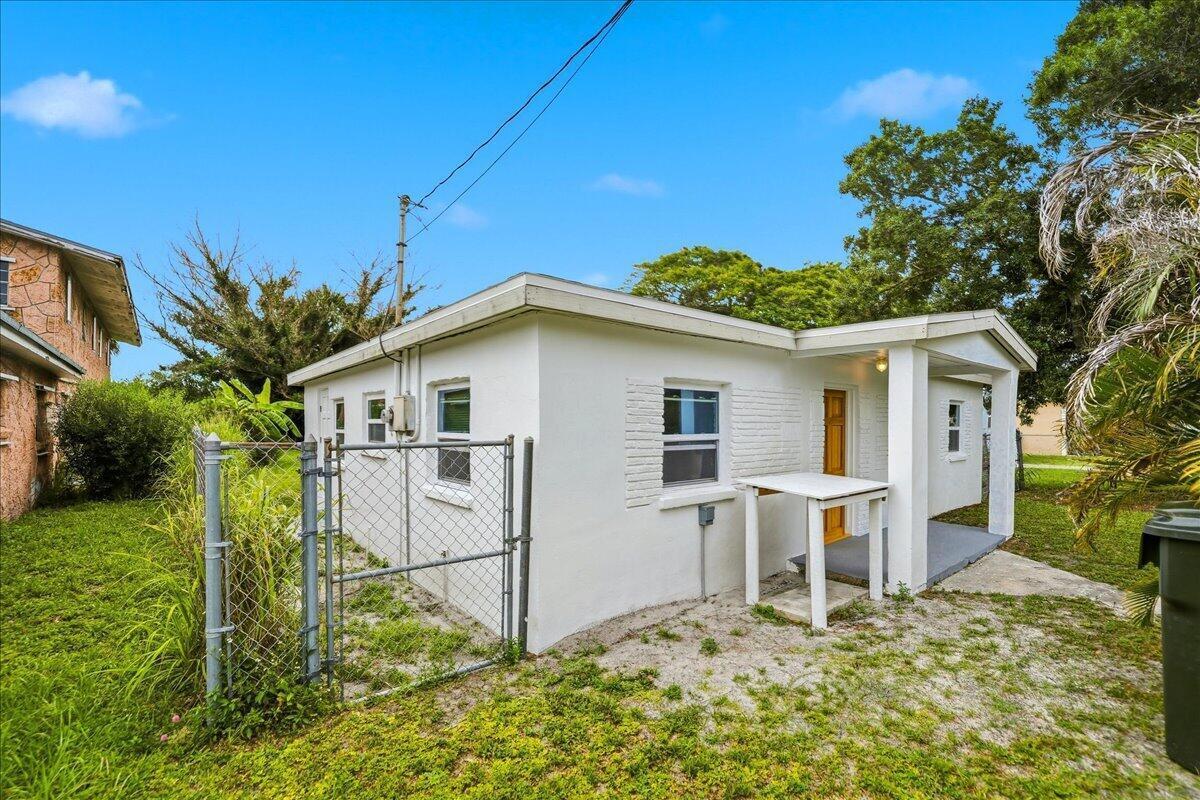 1110 N 22nd Street, Fort Pierce FL 34950 photo 5
