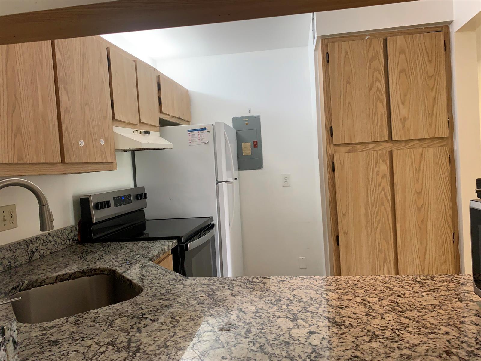 1113 Green Pine Boulevard # B3, West Palm Beach FL 33409 photo 4