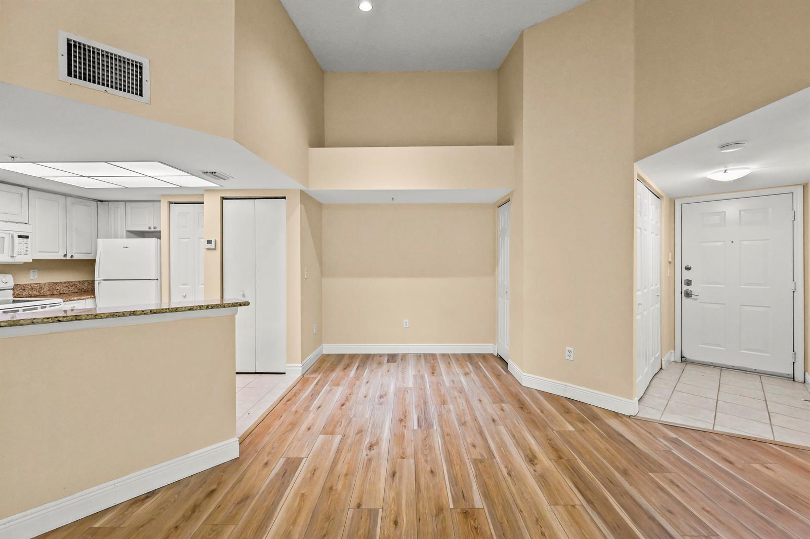 1100 S Crestwood Ct S # 1109, Royal Palm Beach FL 33411 photo 3