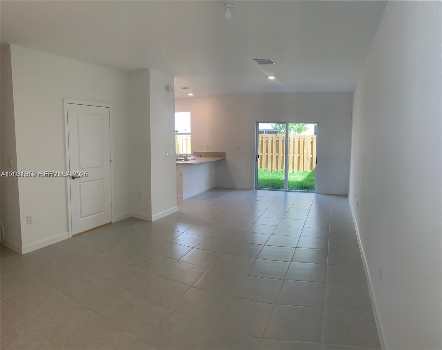 2684 SE 12 Street, Homestead FL 33033 photo 3