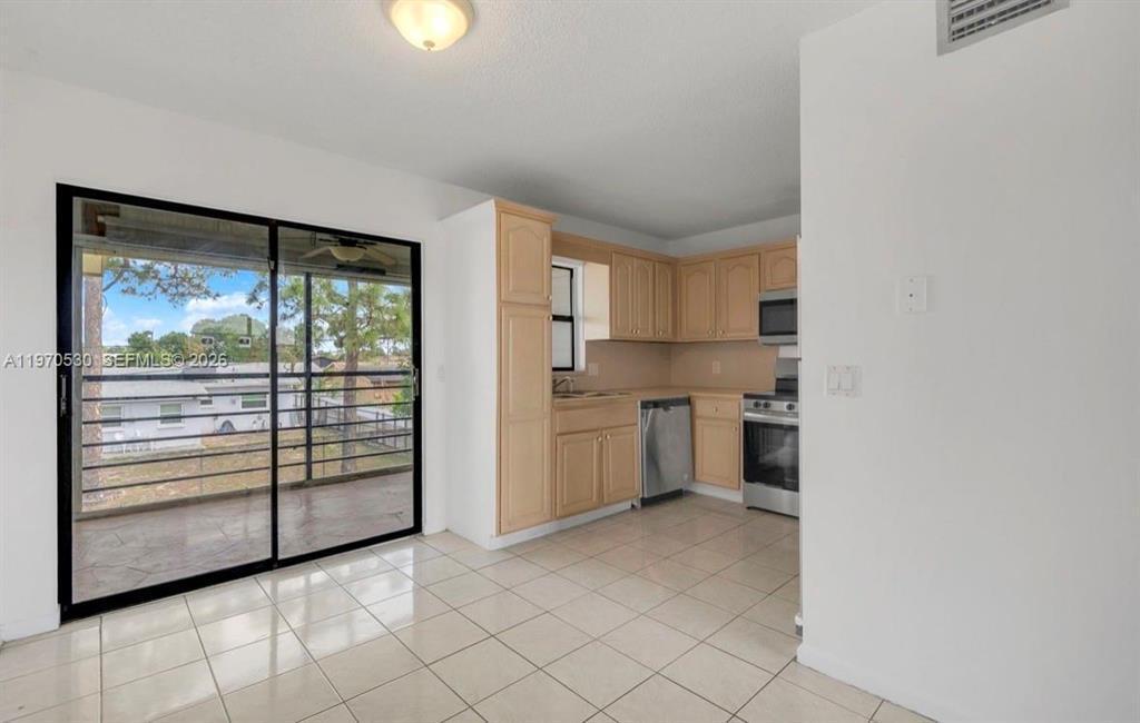 5894 Longbow Lane # 6, West Palm Beach FL 33415 photo 5