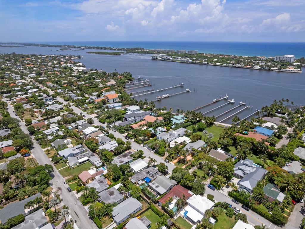 1615 N Lakeside Drive, FL 33460 photo 2