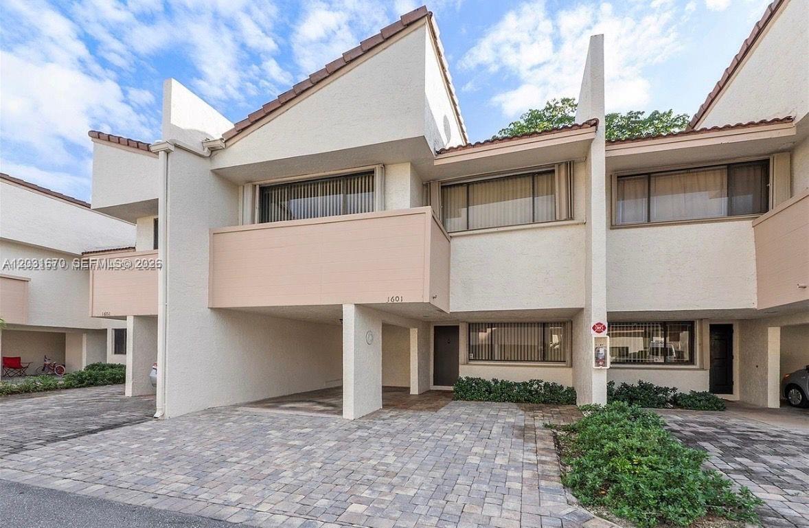 Coral Springs, FL 33071 photo 2