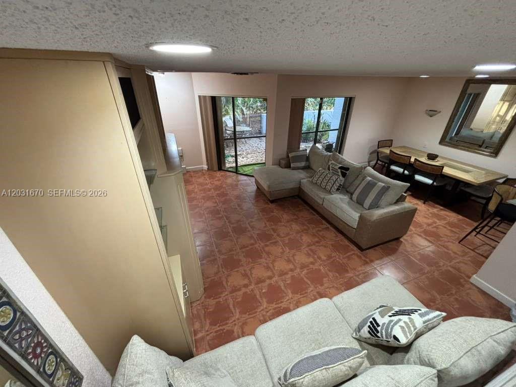 Coral Springs, FL 33071 photo 3