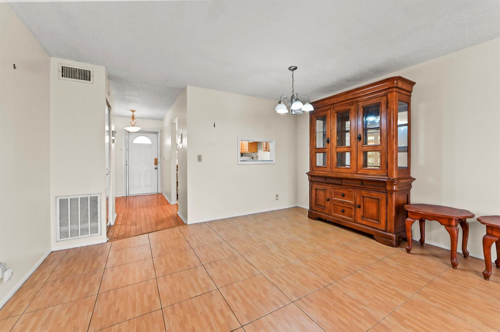 109 Lake Barbara Drive, West Palm Beach FL 33411 photo 5