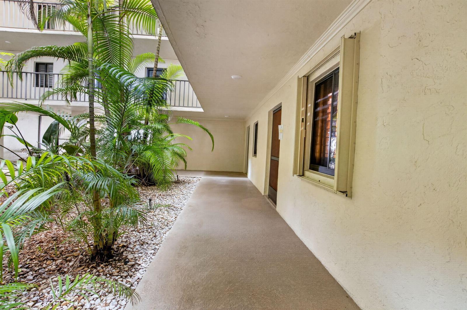 1202 S Lake Drive # 105, Lantana FL 33462 photo 5