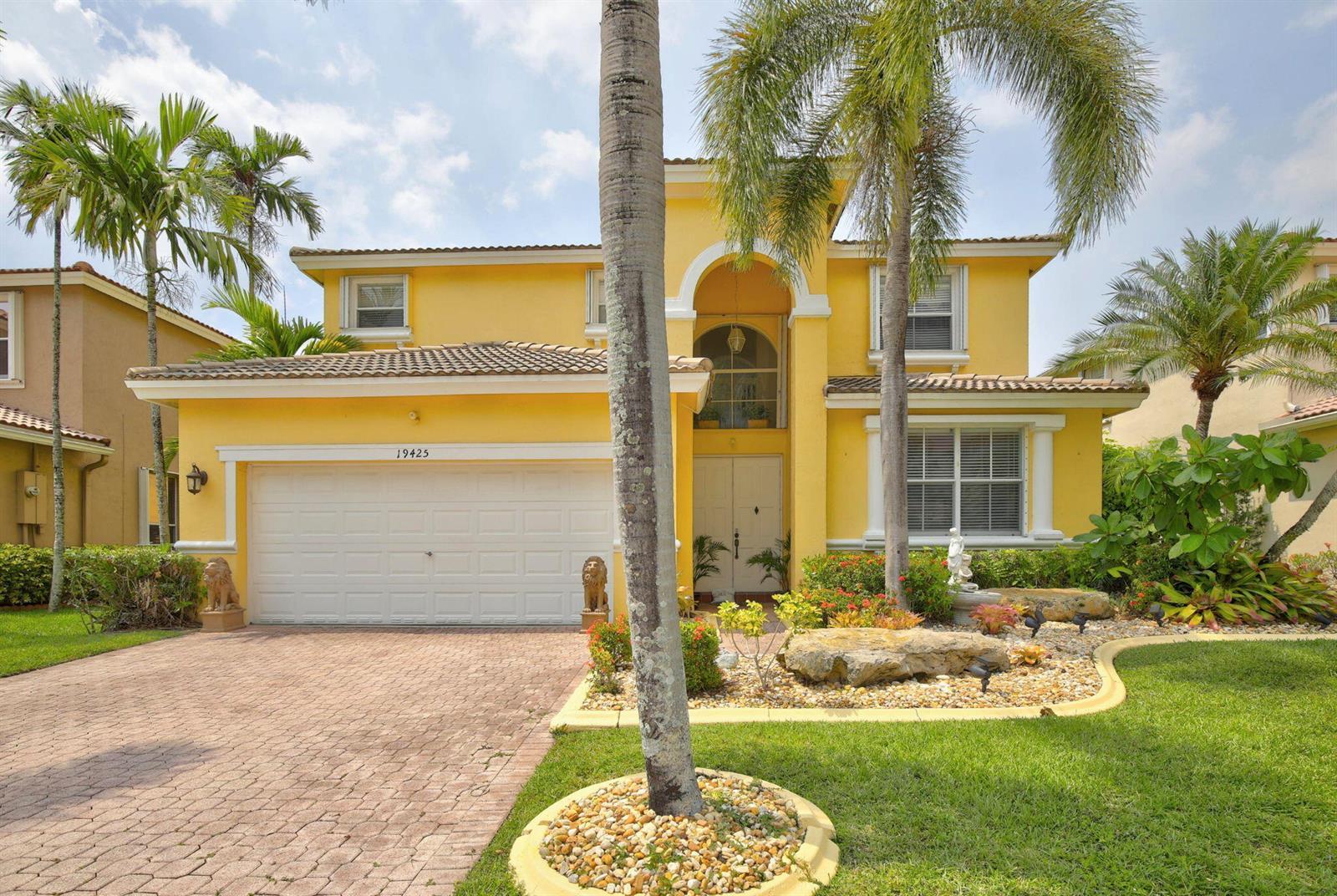 19425 SW 15th Street, Pembroke Pines FL 33029 photo 2