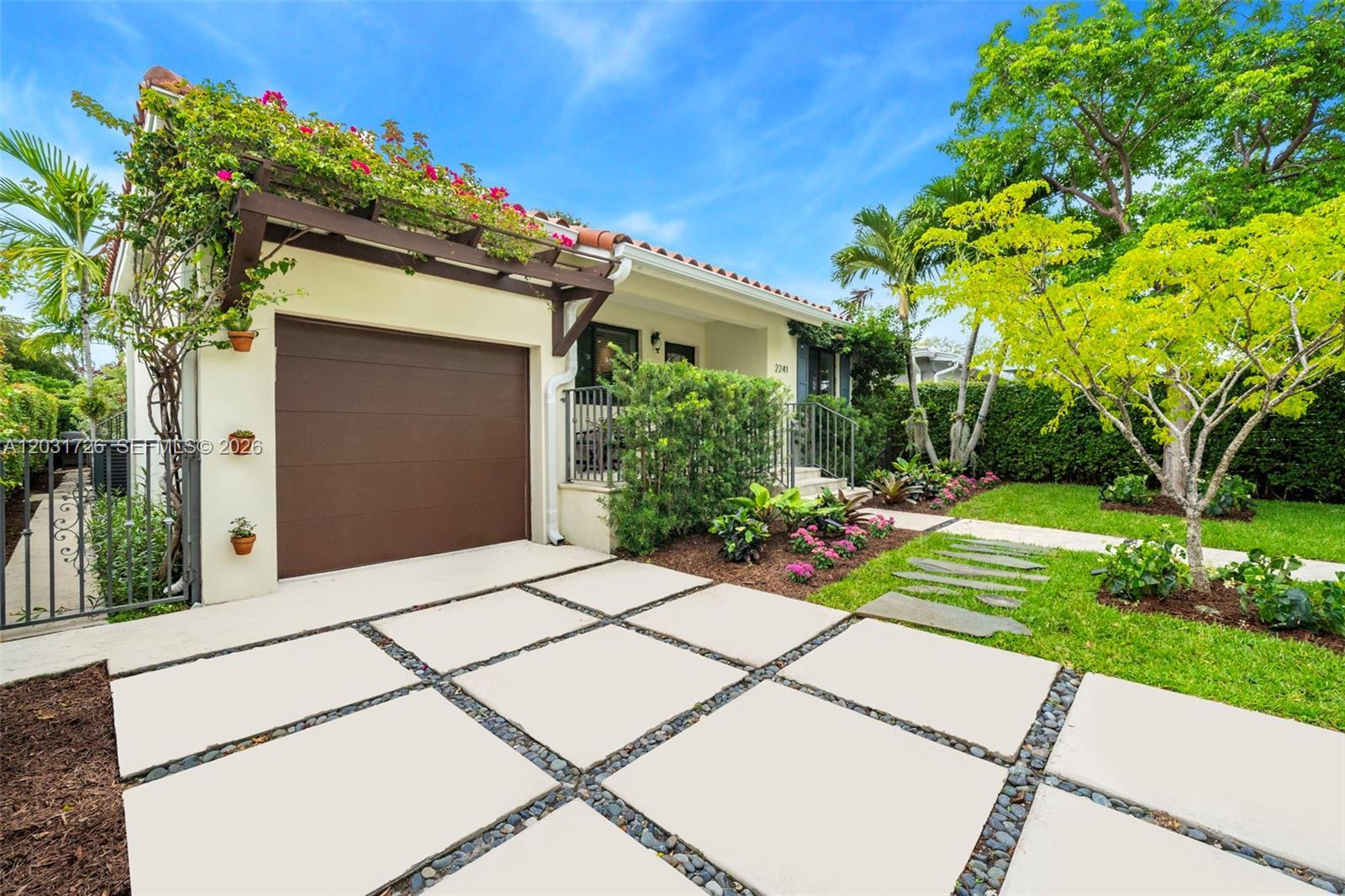 2241 SW 25th Ter, Miami FL 33133 photo 4