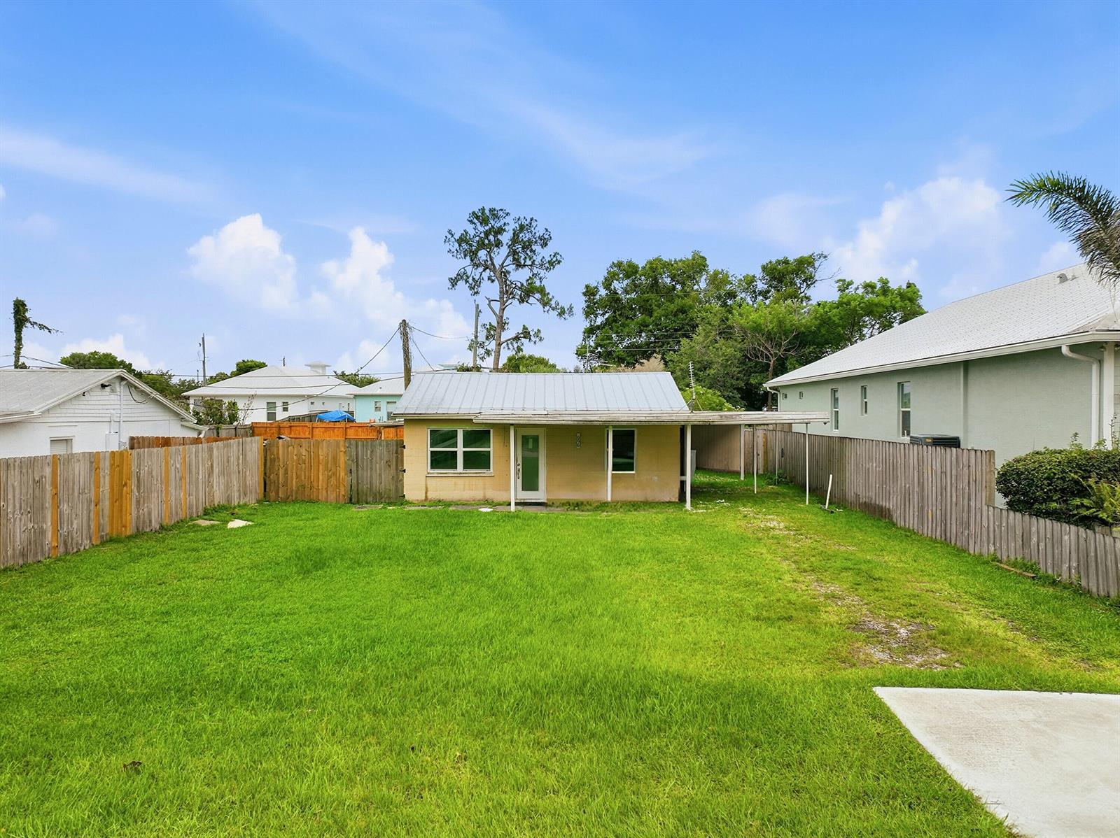 996 SW 34th Terrace, Palm City FL 34990 photo 2
