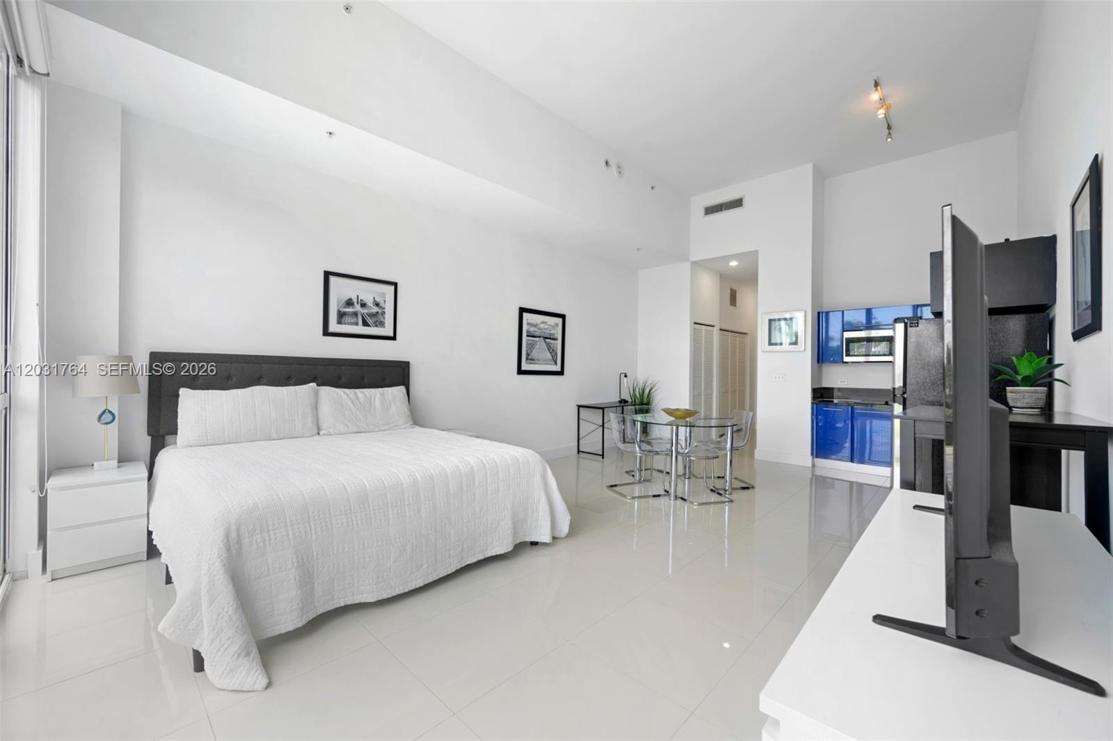 253 NE 2nd St # 231, Miami FL 33132 photo 3