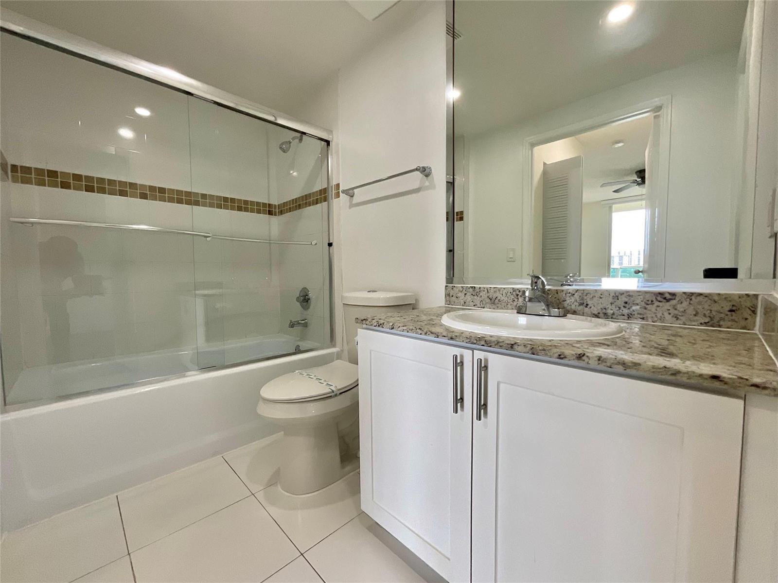 16900 N Bay Road # 407, Sunny Isles Beach FL 33160 photo 3