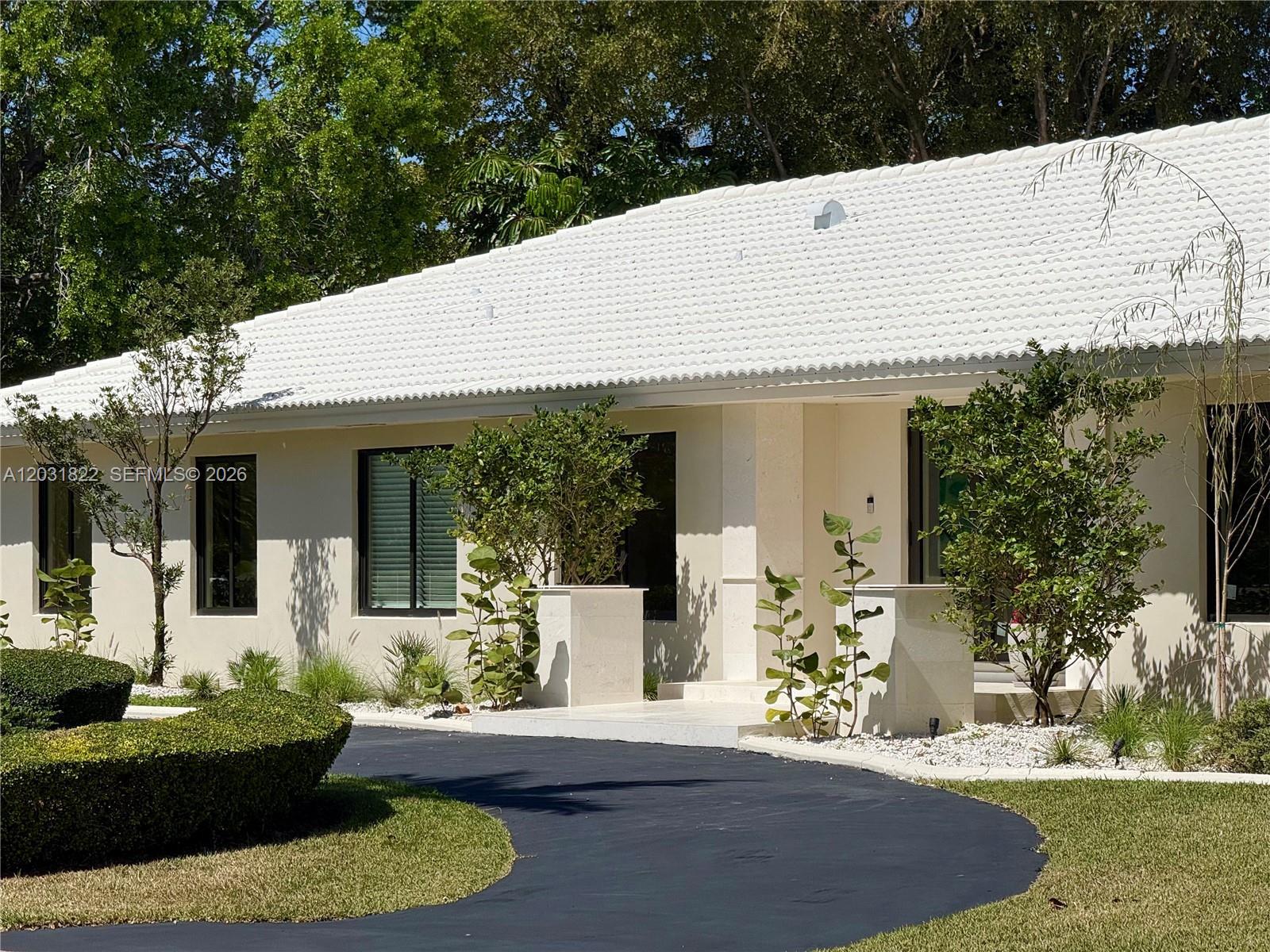 8845 SW 176th Ter, Palmetto Bay FL 33157 photo 3