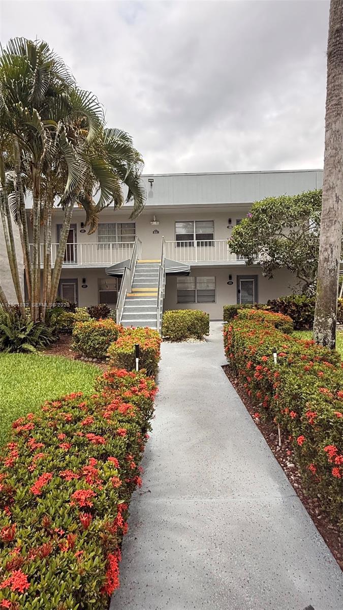 322 Piedmont G # G, Delray Beach FL 33484 photo 2