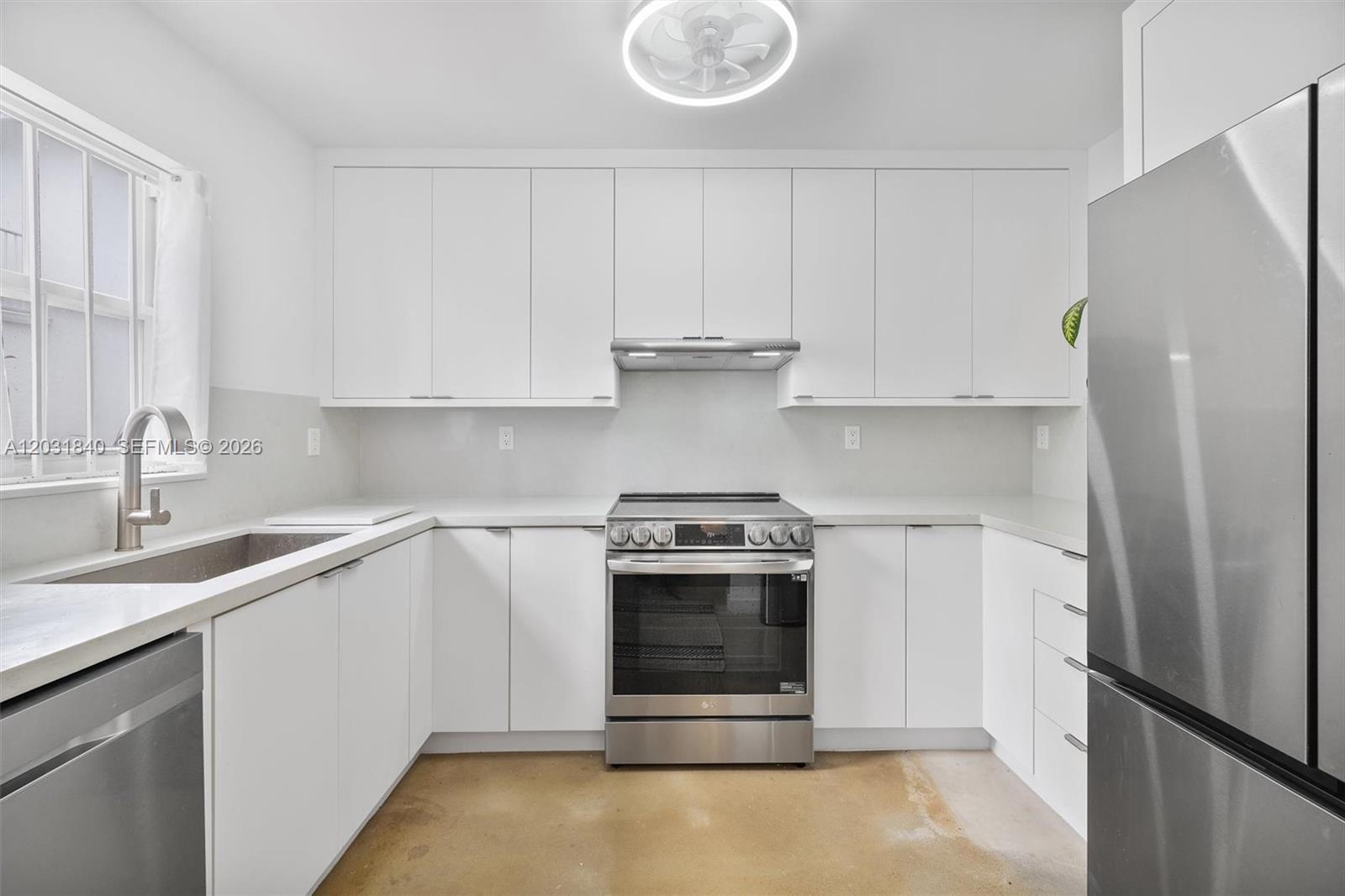 421 SW 3rd St # 16, Miami FL 33130 photo 3