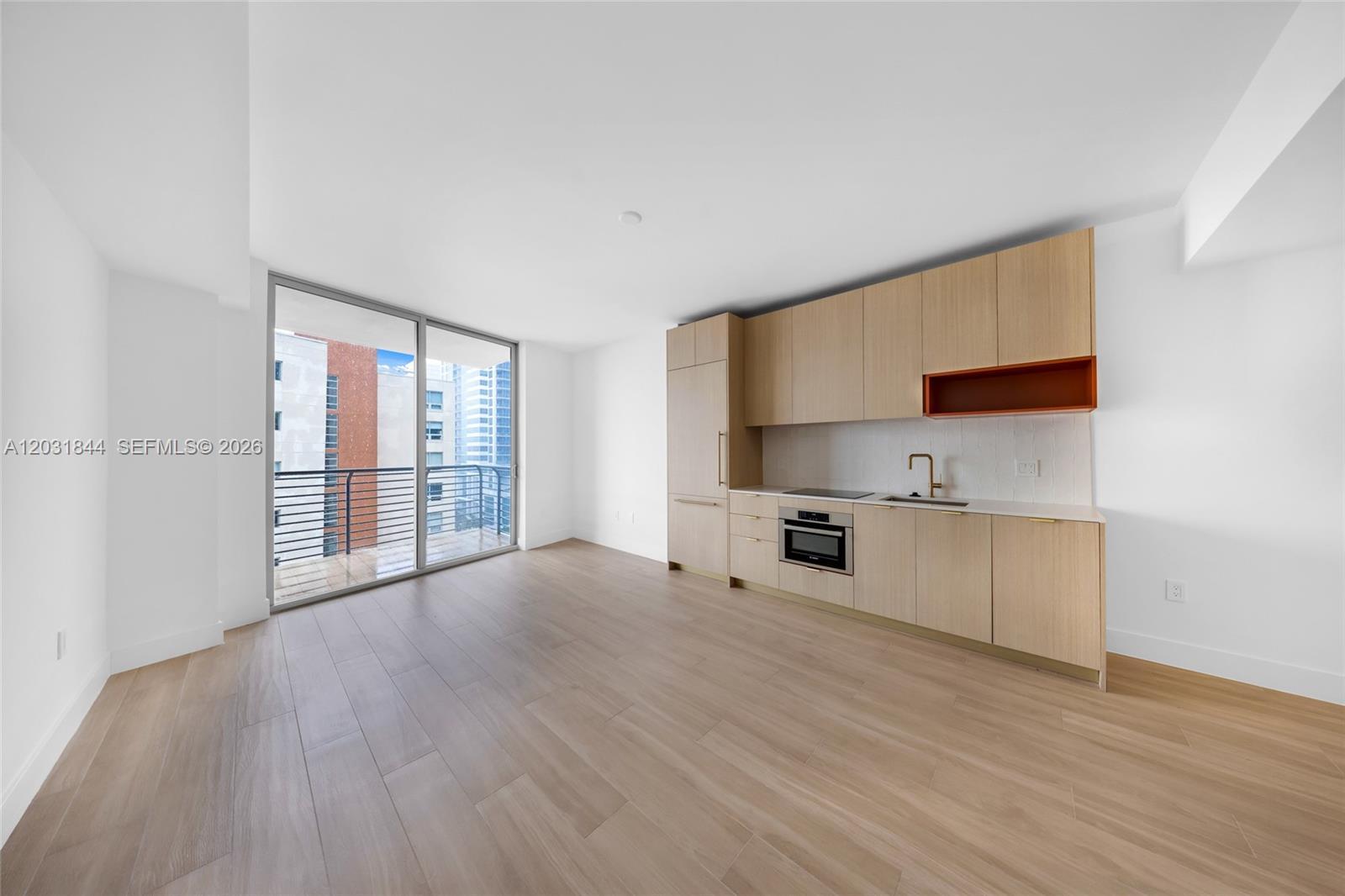 90 NE 32 # 1013, Miami FL 33137 photo 4