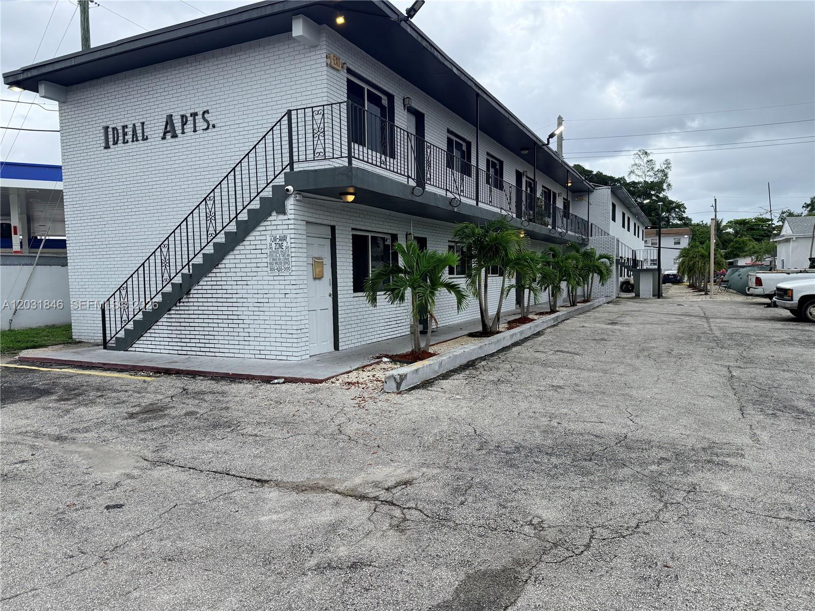 7824 NW 5th Ct # 7, Miami FL 33150