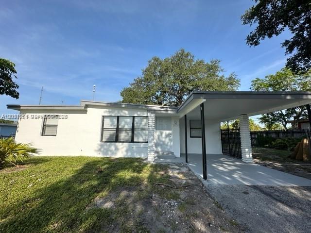 3904 SW 58th Ave, West Park FL 33023 photo 3