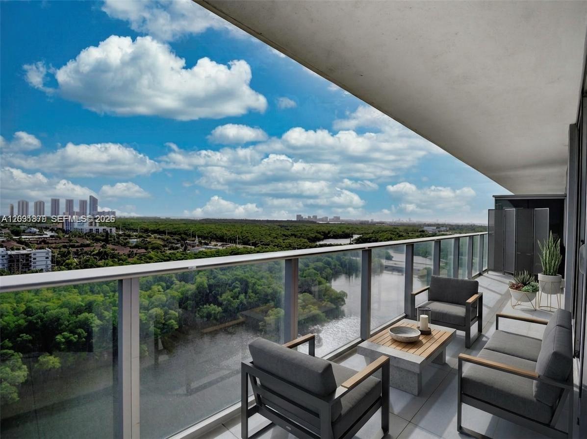 16385 Biscayne Blvd # 1615, North Miami Beach FL 33160 photo 2