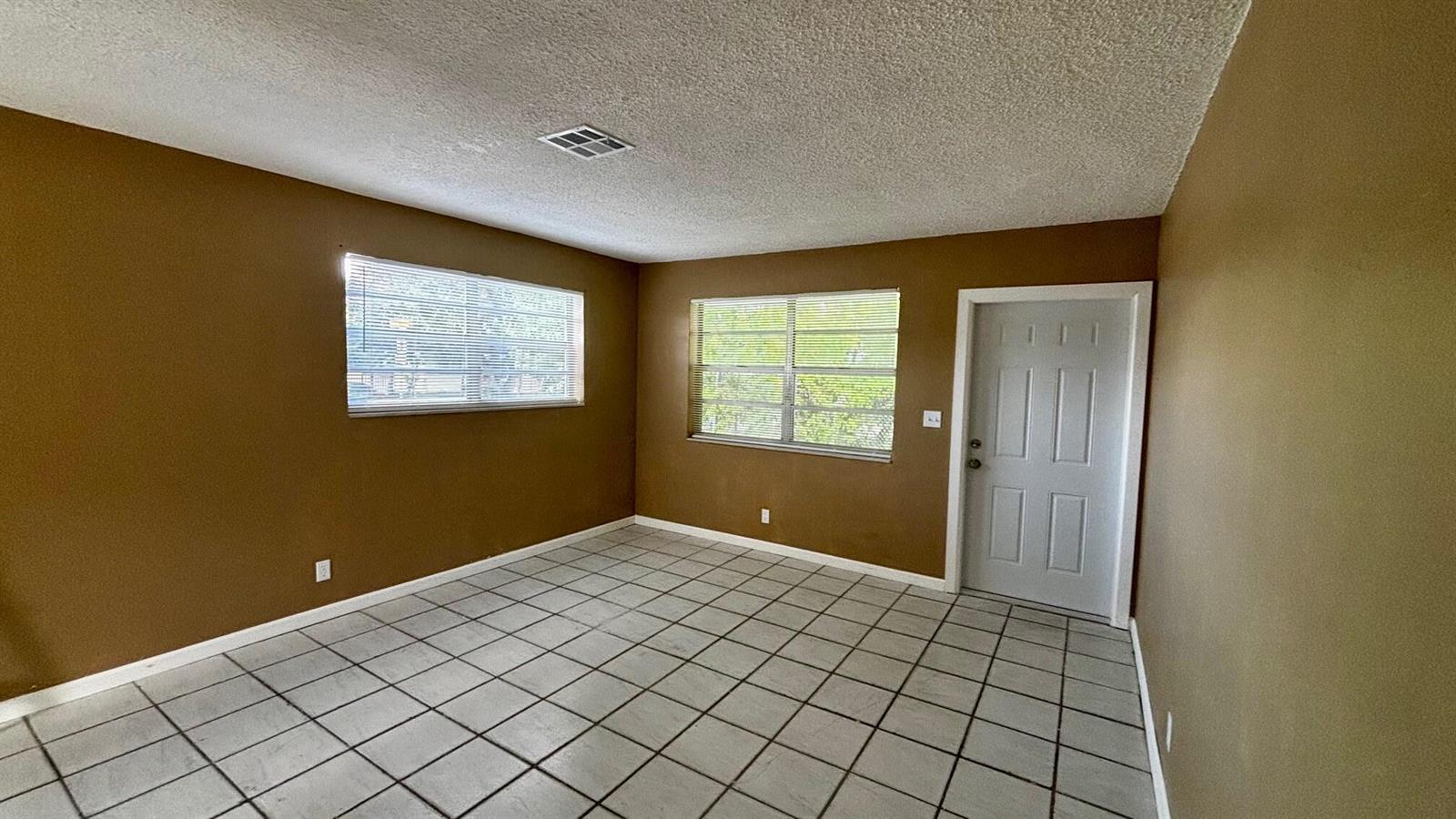 1136 NW 8th Avenue # 3, Fort Lauderdale FL 33311 photo 4