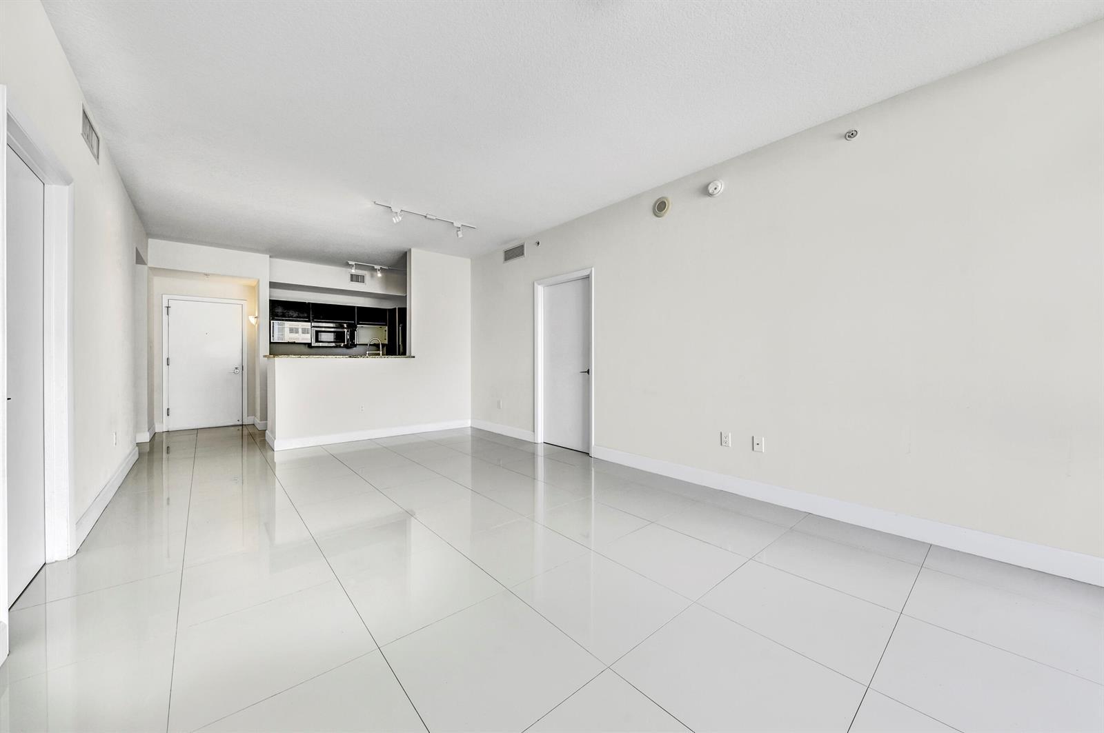 550 Okeechobee Boulevard # 1404, West Palm Beach FL 33401 photo 5