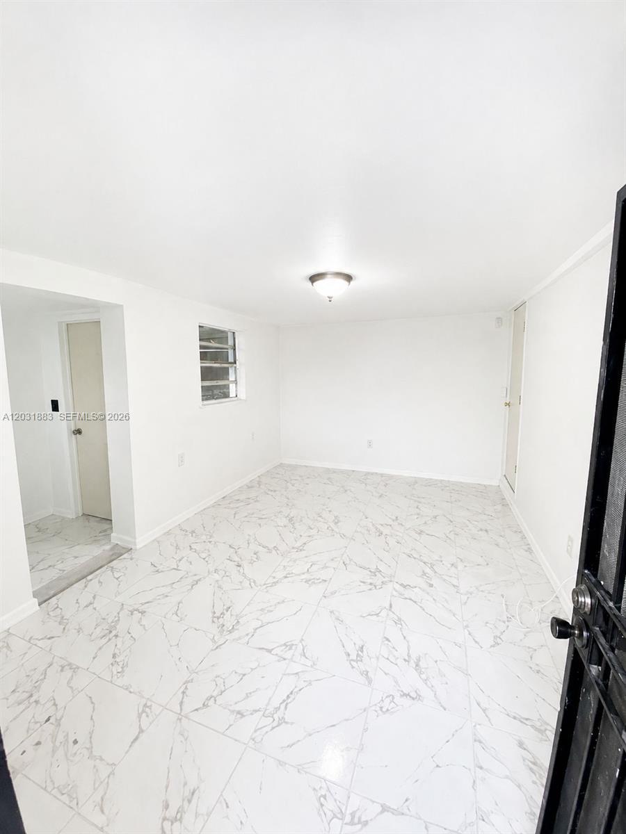 15720 NW 28th Pl, Miami Gardens FL 33054 photo 2