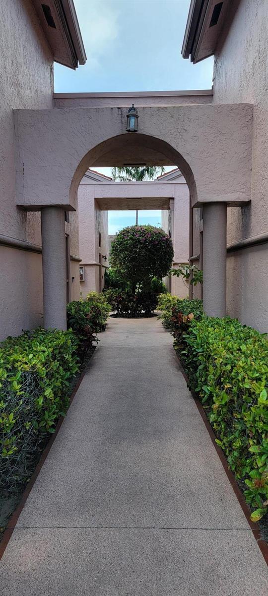 5299 Europa Drive # P, Boynton Beach FL 33437 photo 2