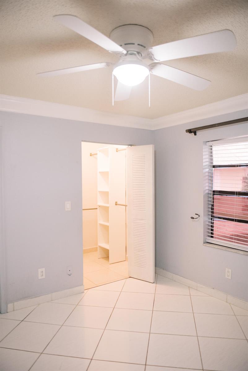 1423 Summit Run Circle, West Palm Beach FL 33415 photo 5