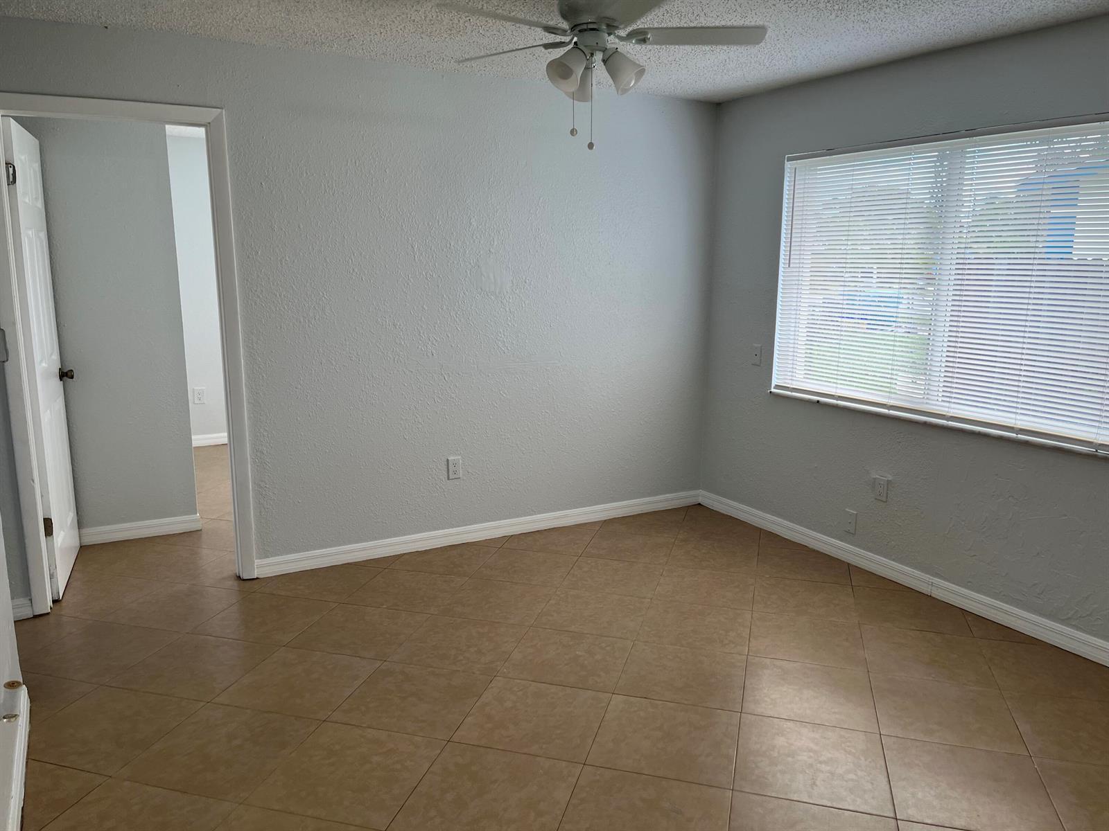 518 NW 10th Avenue, Boynton Beach FL 33435 photo 2